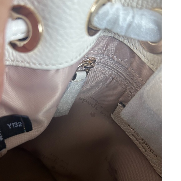 Kate Spade White Shoulder Bag with Drawstring Closure NWT 🚨LOW START🚨 - Picture 10 of 10